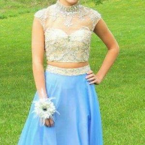 Size 2 Prom Dress.